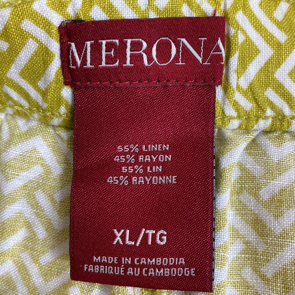 Yellow and White print skirt - Picture 2 of 2